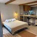Templlo Residences Cozy Coastal Private Near Lisbon